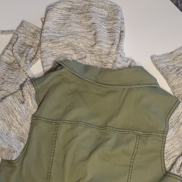 Jacket - Picture 4 of 4